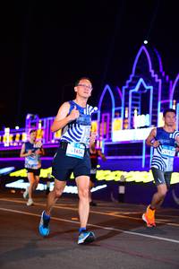 BIB: 10717, 41654
                            <button type="button" onclick="openModal(22862022)" class="btn btn-primary btn-sm float-right btn-popup" data-toggle="modal" data-target=".modal-high-quality">
                        <i class="fas fa-shopping-cart"></i> Add to Cart
                    </button>
                                            <button type="button" onclick="isThisMe(22862022, true)" class="btn btn-success btn-sm float-right btn-popup btn-isme hidden" data-toggle="tooltip" data-placement="bottom" title="นี่คือรูปของคุณใช่ไหม คลิกที่นี่เพื่อเอาเข้าอัลบั้ม">
                        <i class="fas fa-plus"></i> Add to album
                    </button>
                    <button type="button" onclick="isThisMe(22862022, false)" class="btn btn-warning btn-sm float-right btn-popup btn-isnotme hidden">
                        <i class="fas fa-ban"></i> Remove from album
                    </button>